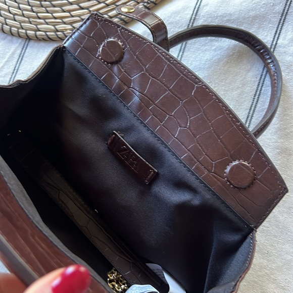 Chocolate Brown Bag with option chain strap extender - Picture 6 of 9